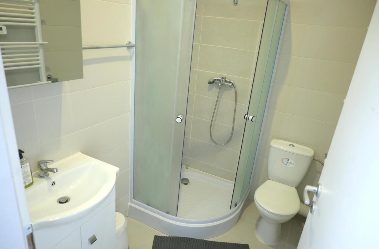 אוטופן Luana Airport Apartments #9 מראה חיצוני תמונה