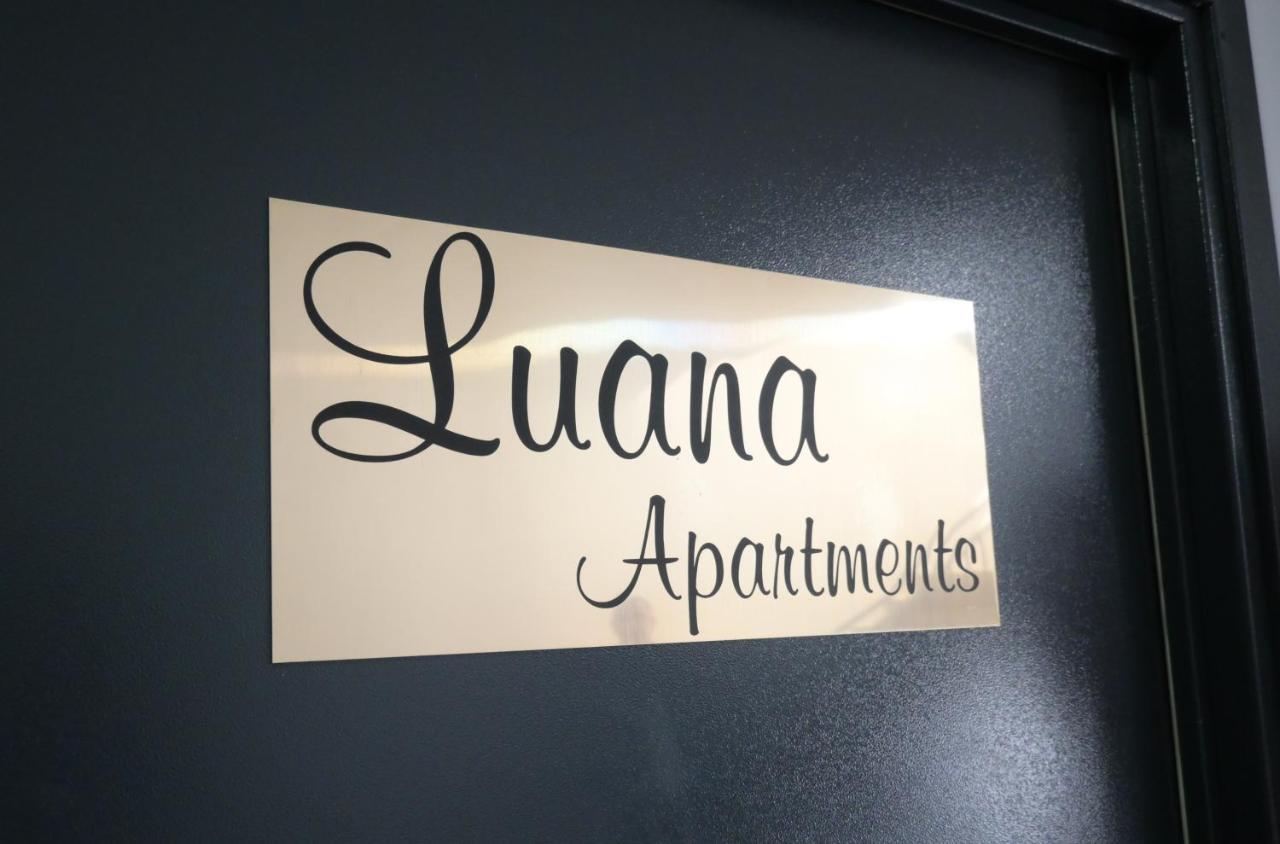 אוטופן Luana Airport Apartments #9 מראה חיצוני תמונה
